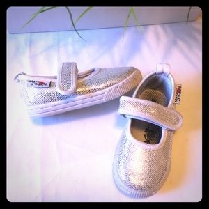Mary Jane silver sparkle baby/toddler shoes ✨